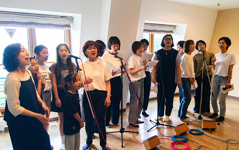 みんなでハモリ部様子